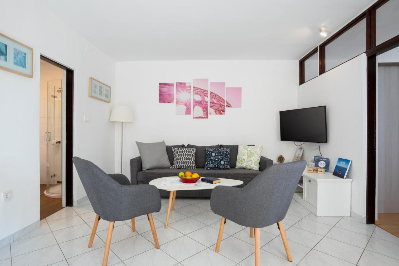 House Ingrid Apartamento PUY Exterior foto